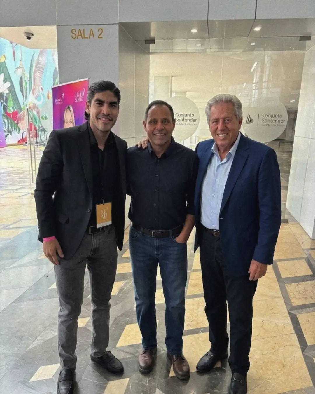 Alberto Navarrete speaking